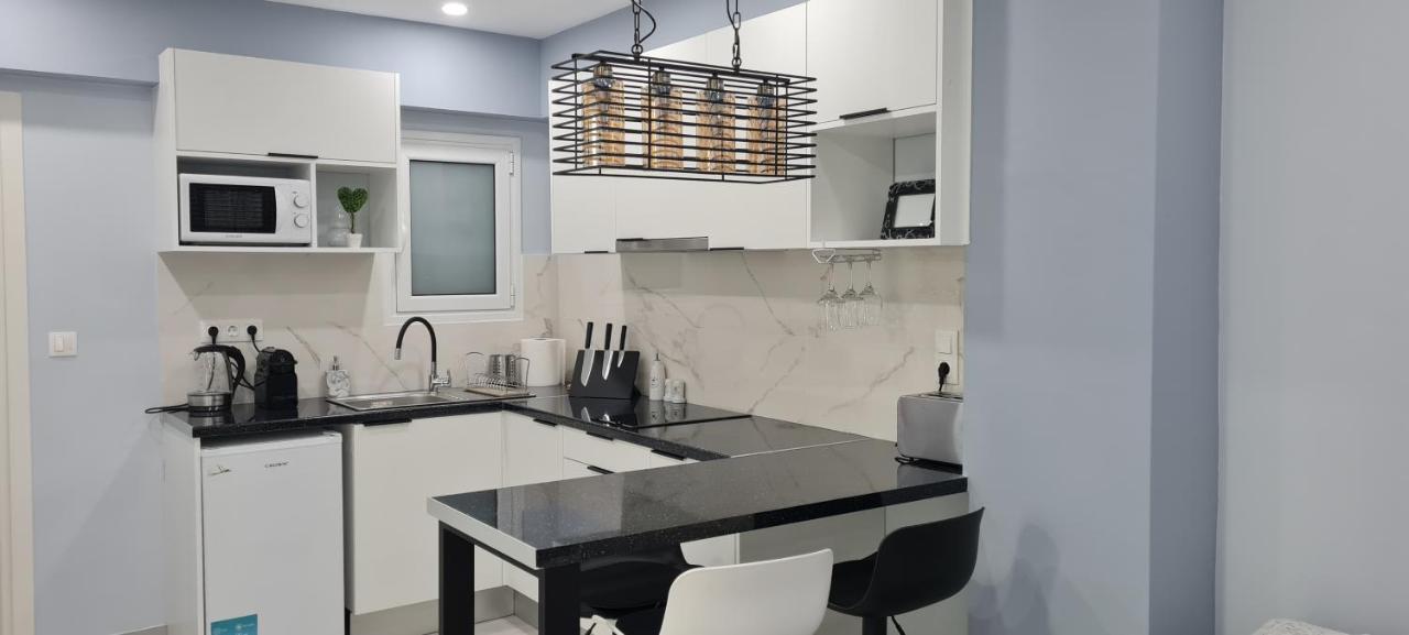 Cozy Apartment With Garden Near Town Center, Fully Renovated. Αθήνα Εξωτερικό φωτογραφία