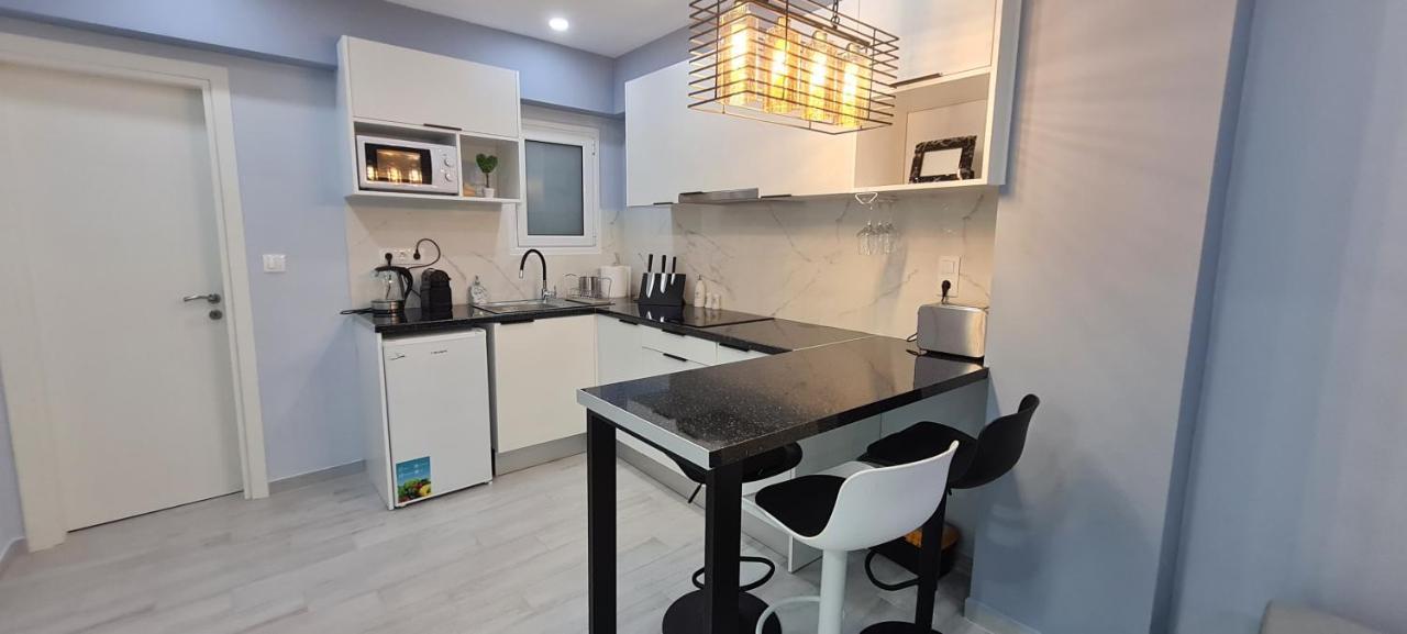 Cozy Apartment With Garden Near Town Center, Fully Renovated. Αθήνα Εξωτερικό φωτογραφία