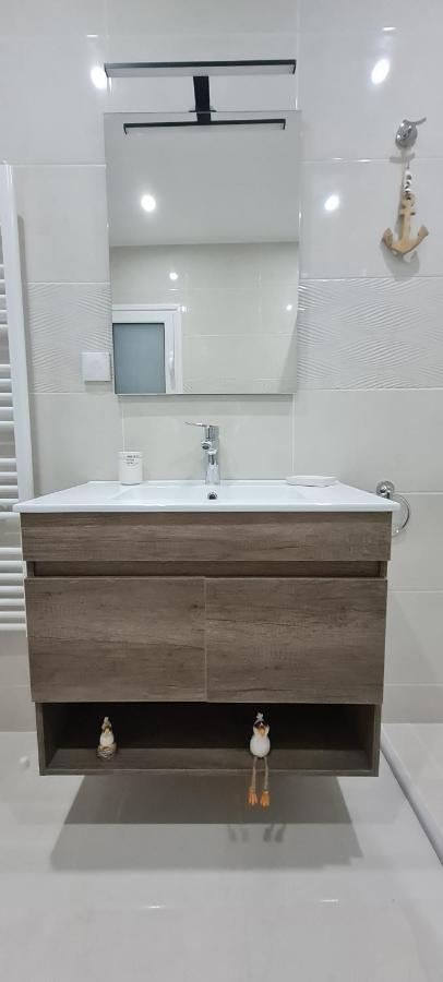 Cozy Apartment With Garden Near Town Center, Fully Renovated. Αθήνα Εξωτερικό φωτογραφία