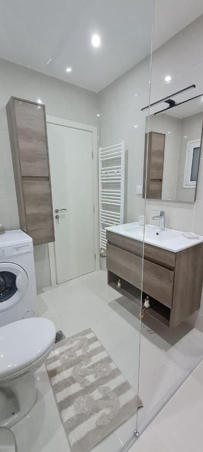 Cozy Apartment With Garden Near Town Center, Fully Renovated. Αθήνα Εξωτερικό φωτογραφία